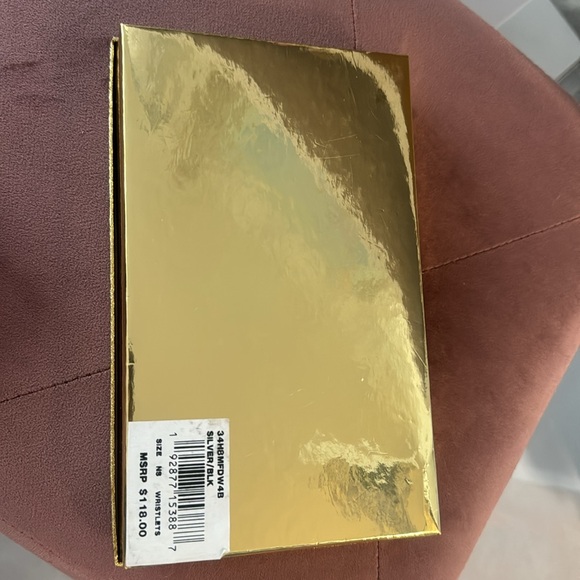 MK WRISTLET/WALLET BOX - Picture 5 of 5